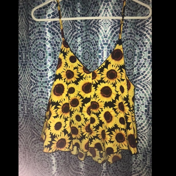 Sunflower hippie crop top - Picture 2 of 4